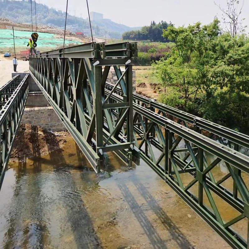 Pont à ossature d'acier